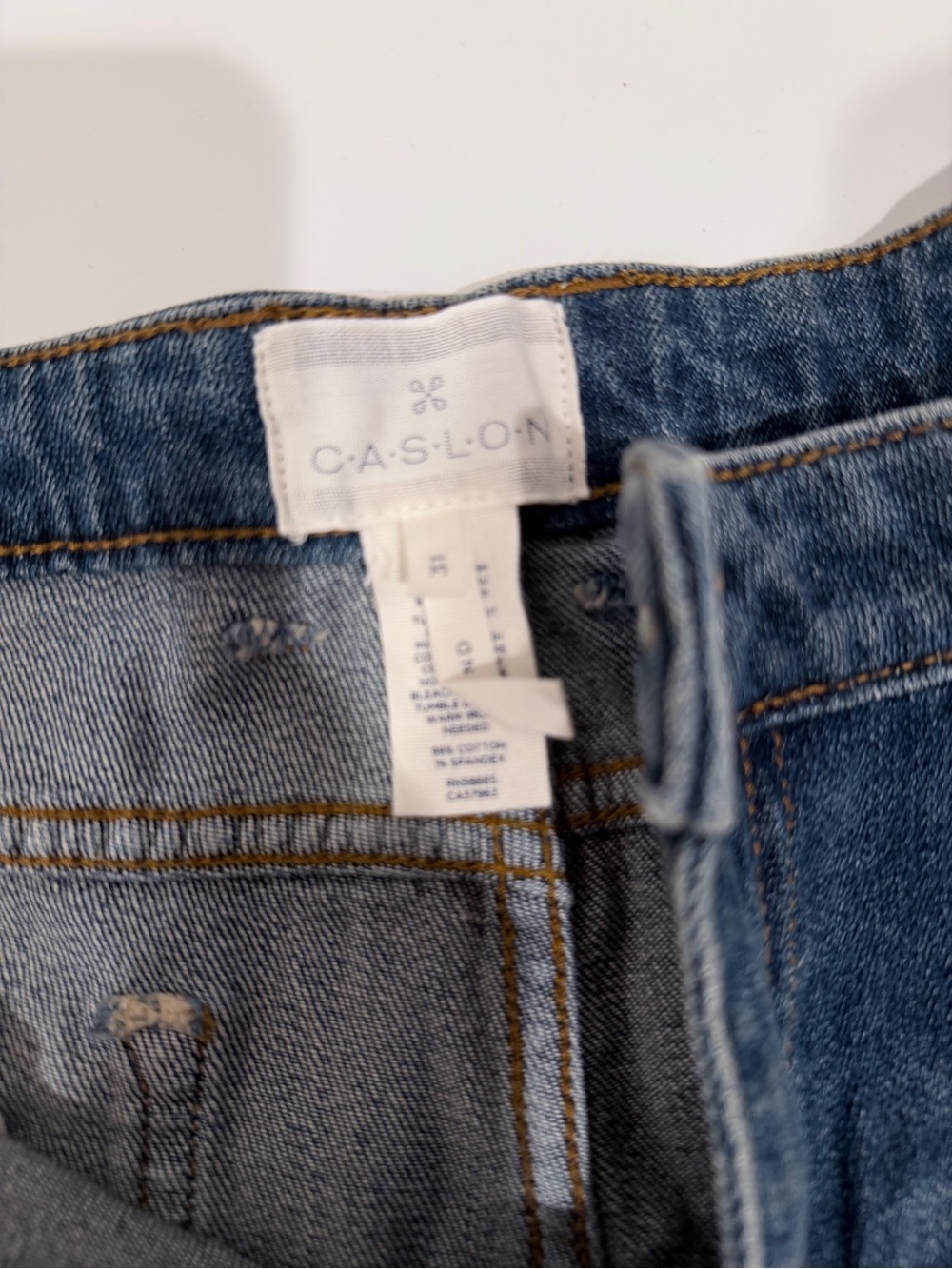 Caslon Classic Boyfriend Denim Shorts - Picture 7 of 7